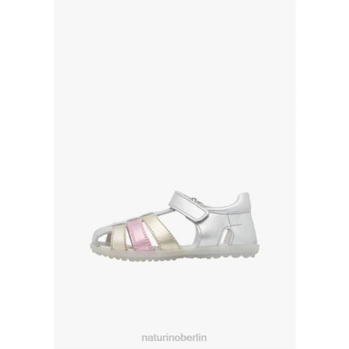 de Naturino Kinder sehen Halbgeschlossene Sandalen aus Metallic-Leder Silber-Platin 822X329